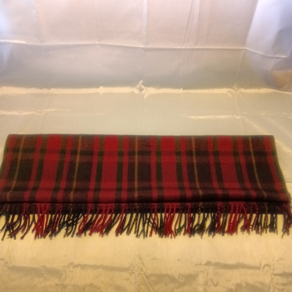 Shawl - Picture 4 of 5